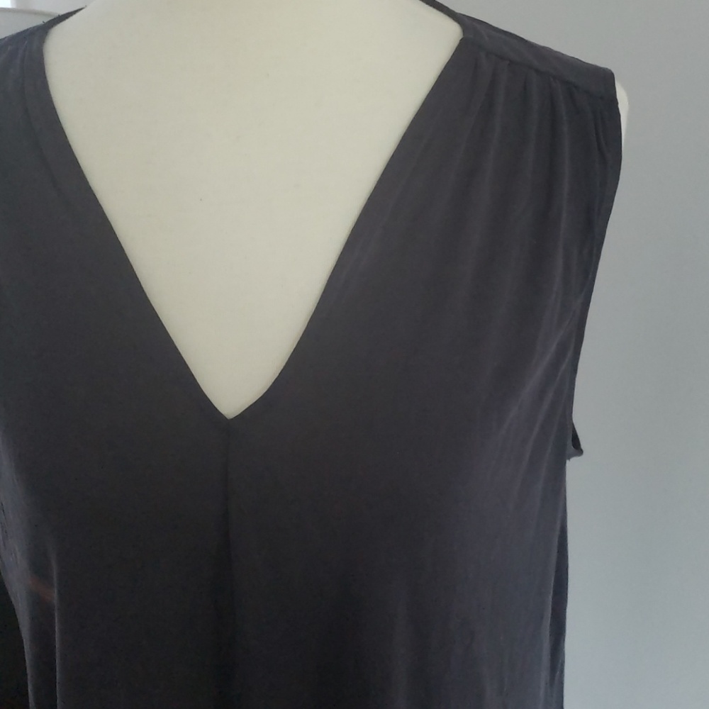 Lucky Brand V-Neck Tank NWT - Picture 4 of 5